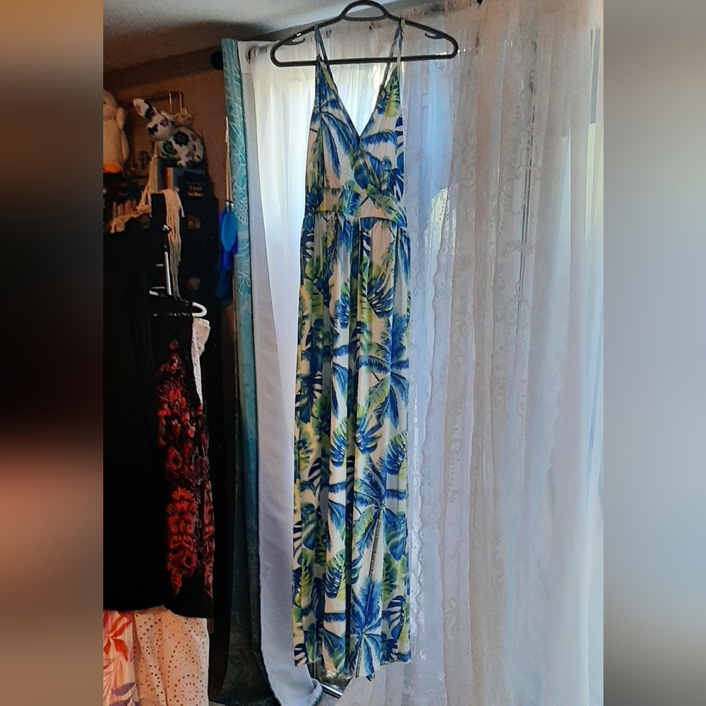 Tropical dress - Picture 1 of 2